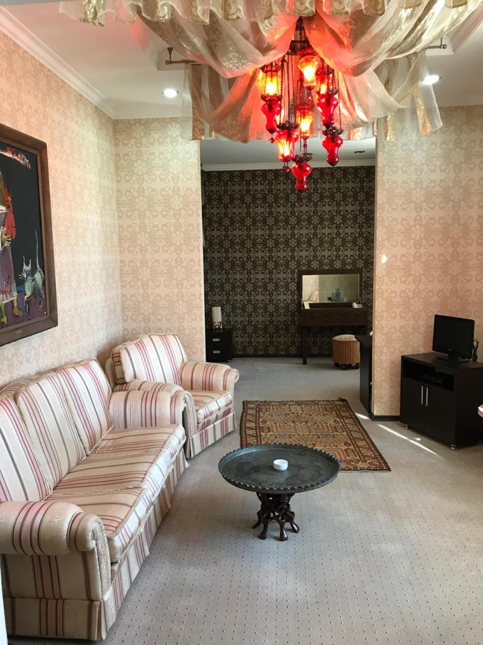 Villa Petrolea Hotel Baku Ngoại thất bức ảnh